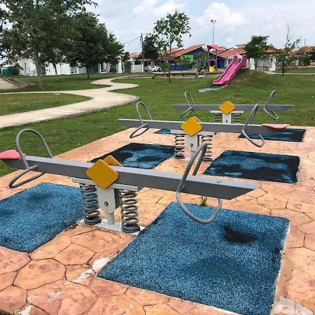 Evergreen 1 Homestay Kuantan Exterior photo